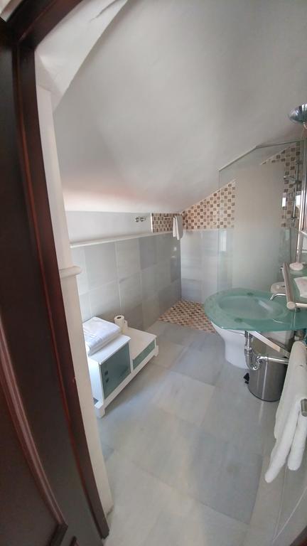 Apartamentos Torre De La Mezquita Кордова Екстер'єр фото